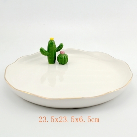 декоративная тарелка с окрашенными вручную кактус и золотой обод